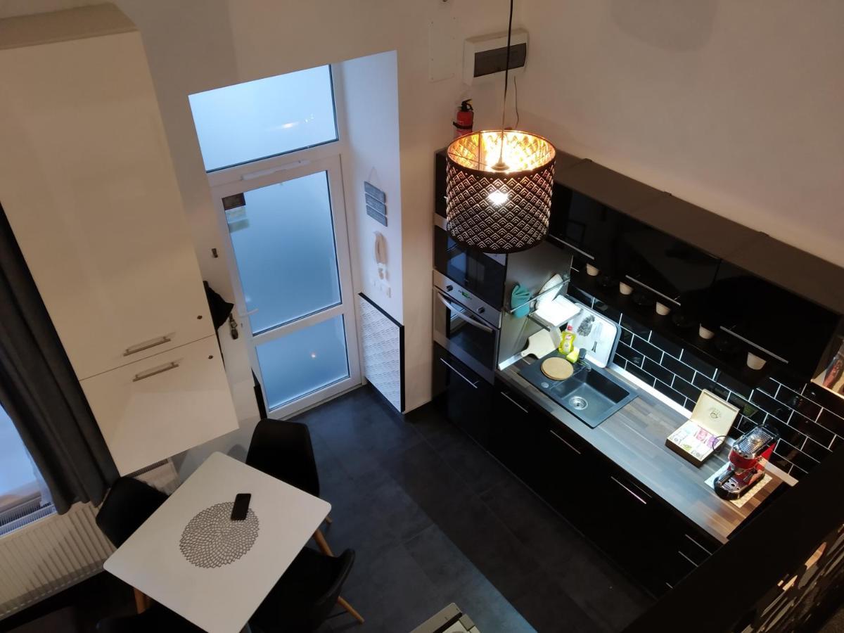 Downtown Deluxe Apartment Eger Extérieur photo